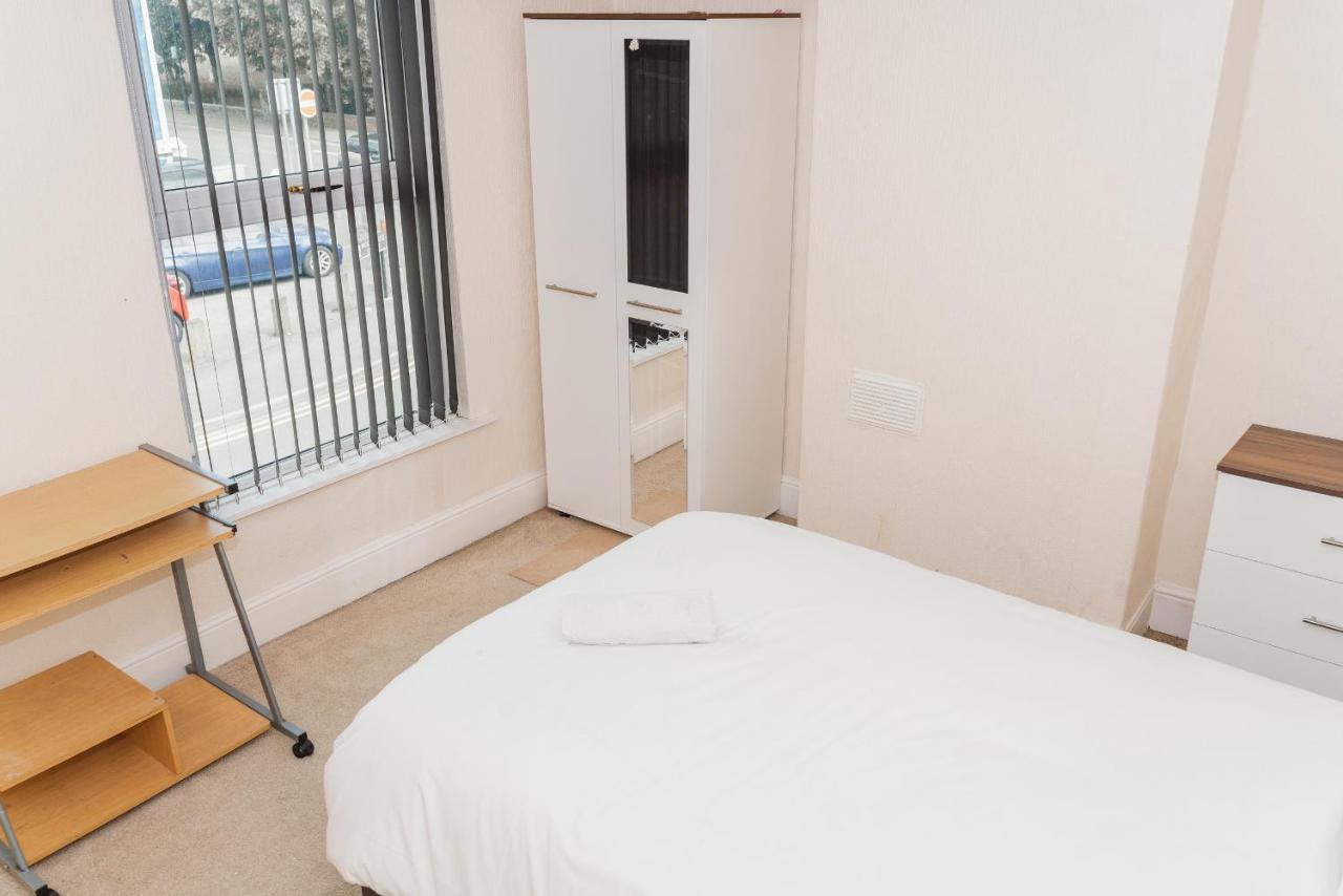 Вилла Hanley Park House Stoke-on-Trent Экстерьер фото